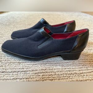 Never worn Amalfi microfibre pants shoe with leather heal